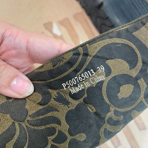 FLY London Bootie Boots Women's Size 39 Green Solid Ankle Wedge Heel Hook & Loop - Picture 8 of 10